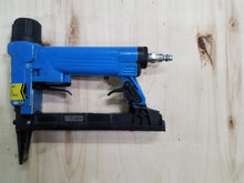 Load image into Gallery viewer, Fasco F1B 80-16 LN50mm LONG NOSE 80 Series Fine Wire Upholstery Stapler (Refurbished)